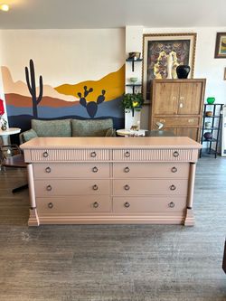 Pink Dresser / 8 Drawer / Vintage!