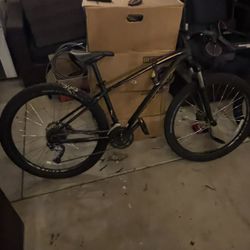 Specialized Bike Rockhopper sport 29