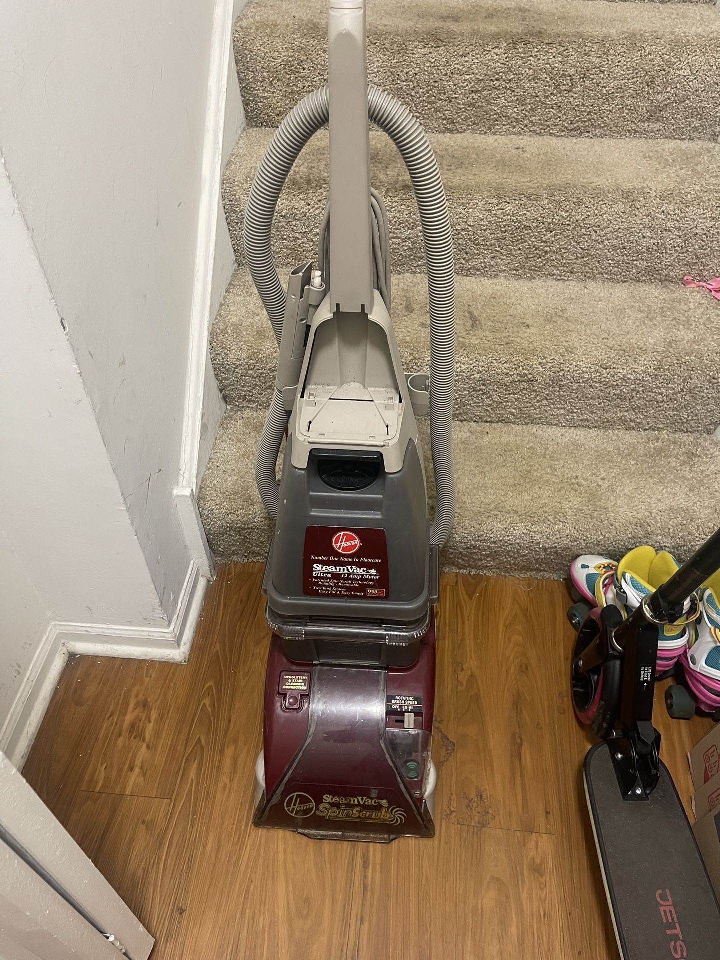 Hoover Carpet Shampooer