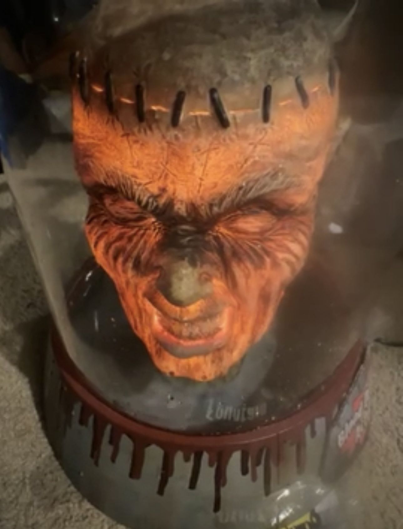 2006 Spirit Halloween Bleeding Head Fountain  Horror Prop Works