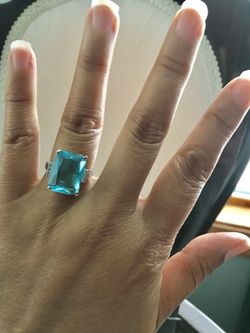 Gorgeous Natural Aquamarine Ring
