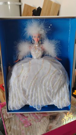 Collectors club barbies in perfect condition & box