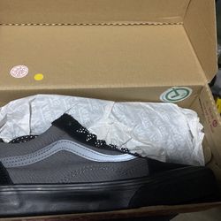 Vans Old Skool Size 5