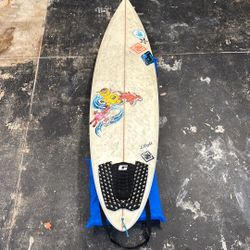 Surfboard 6’8 