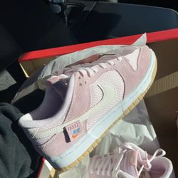 New Womens Nike Dunk Low
