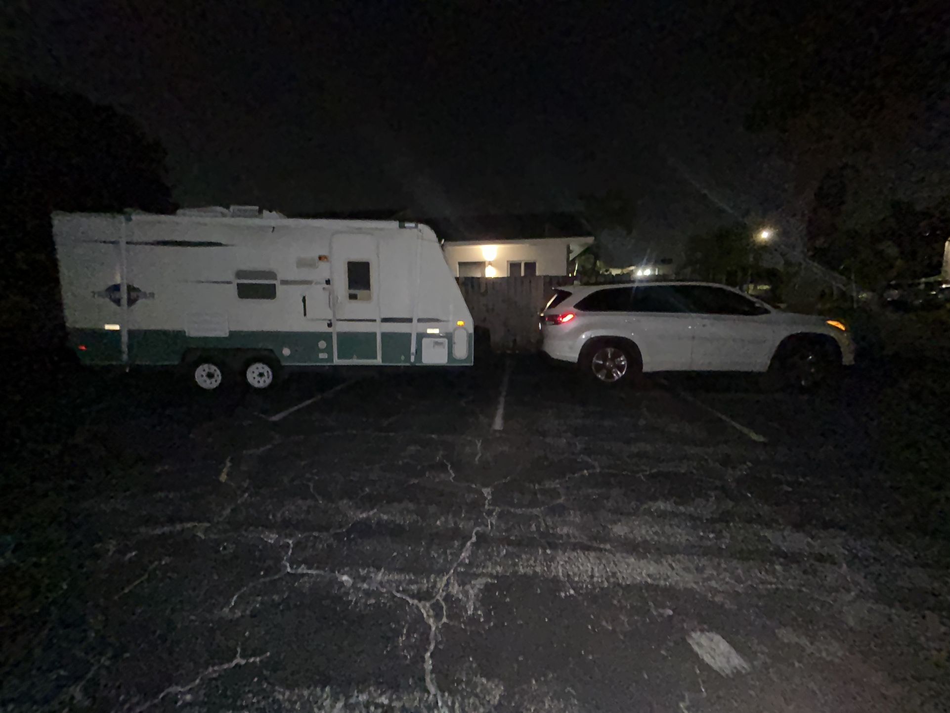 CAMPER