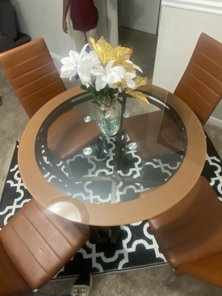 Peanut Butter Glass Table With Chairs
