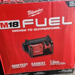 Milwaukee M18 Compressor 