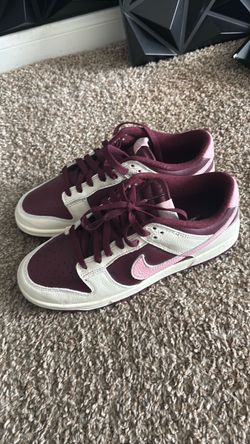 2023 Nike Dunk Low Premium 'Valentine's Day'SIZE 8 men