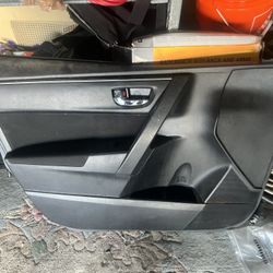 14-19 Corolla Front/Driver Side Cover 