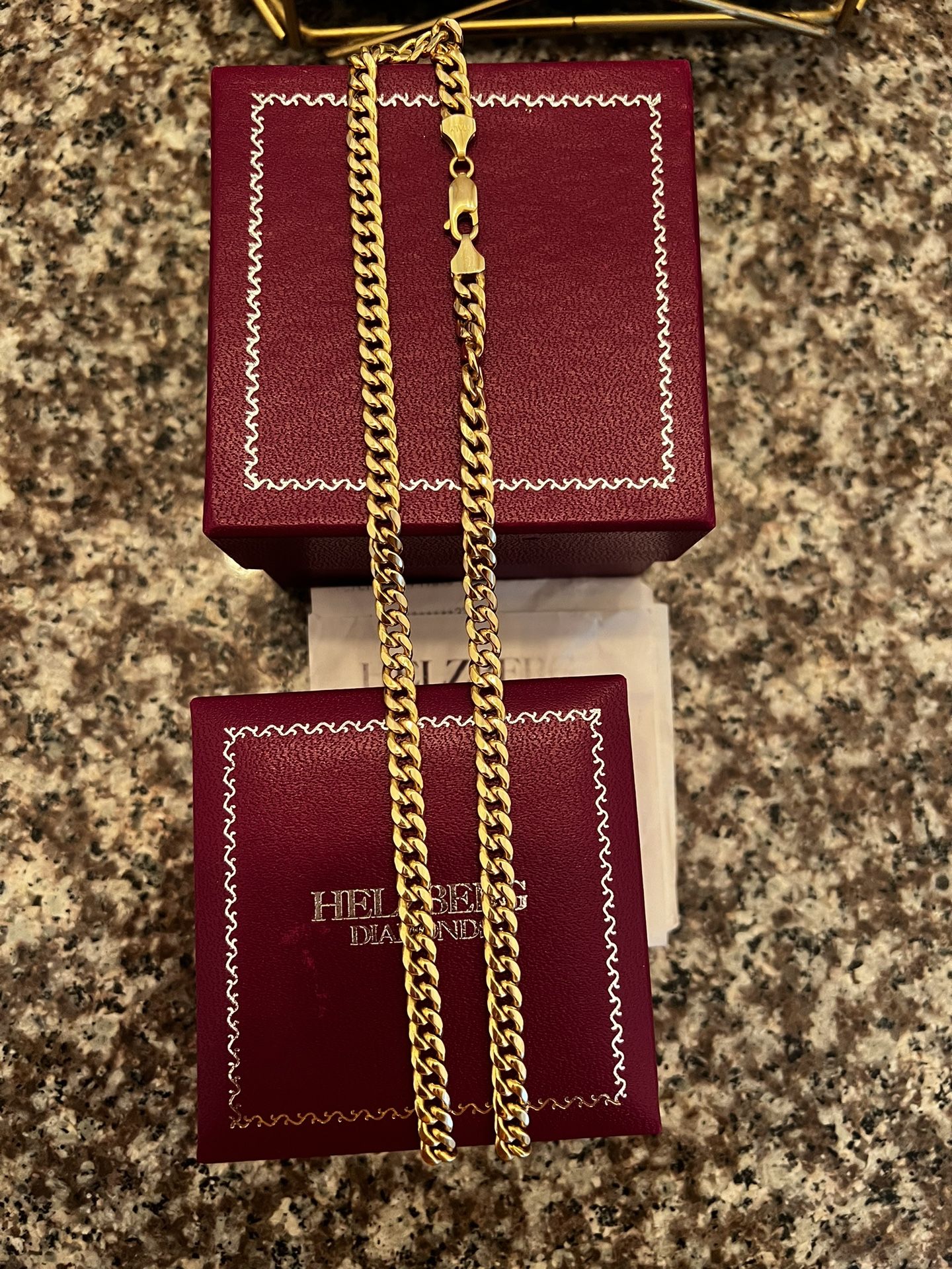 miami cuban link chain in 14k yellow gold, 22"