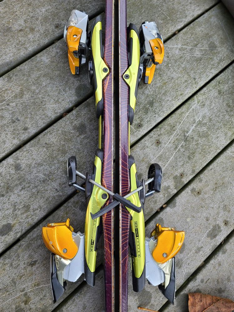 Salomon skis and bindings