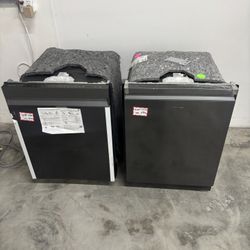 2 Black Stainless Steel Samsung Dishwashers (new, 1 is scratch/dent) 📌