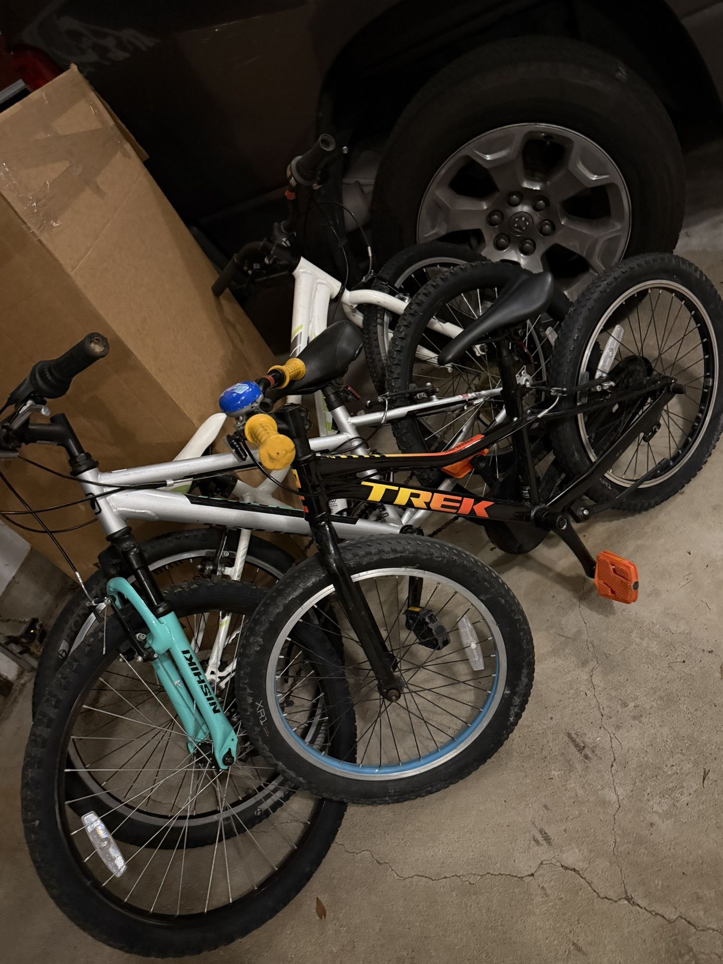 Kids bikes
