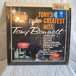 Vinul Tony Bennet Like New