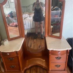 Antique Vanity 
