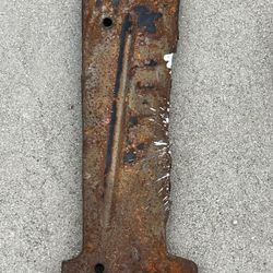 Grille Support - Center - 71-72 Chevy CK Truck Blazer Suburban