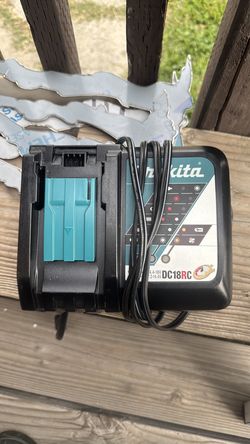 Makita battery charger