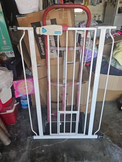 Baby gate  / dog gate