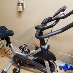 Treadmill and stationary workout Bike!!