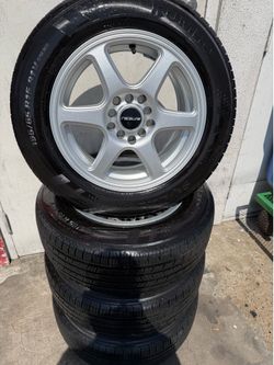 Race line wheels / tires