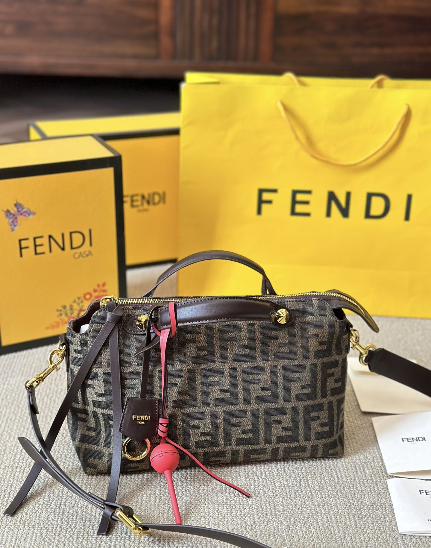Unused Fendi shoulder bag