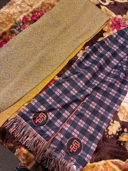 Scarfs