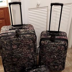 SONOMA 3 PIECE FLORAL LUGGAGE SET