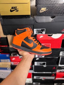 Nike Dunk High Black Safety Orange size 9.5 USED But Clean