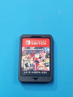 Mario Kart 8 Deluxe Nintendo Switch Game Cartridge