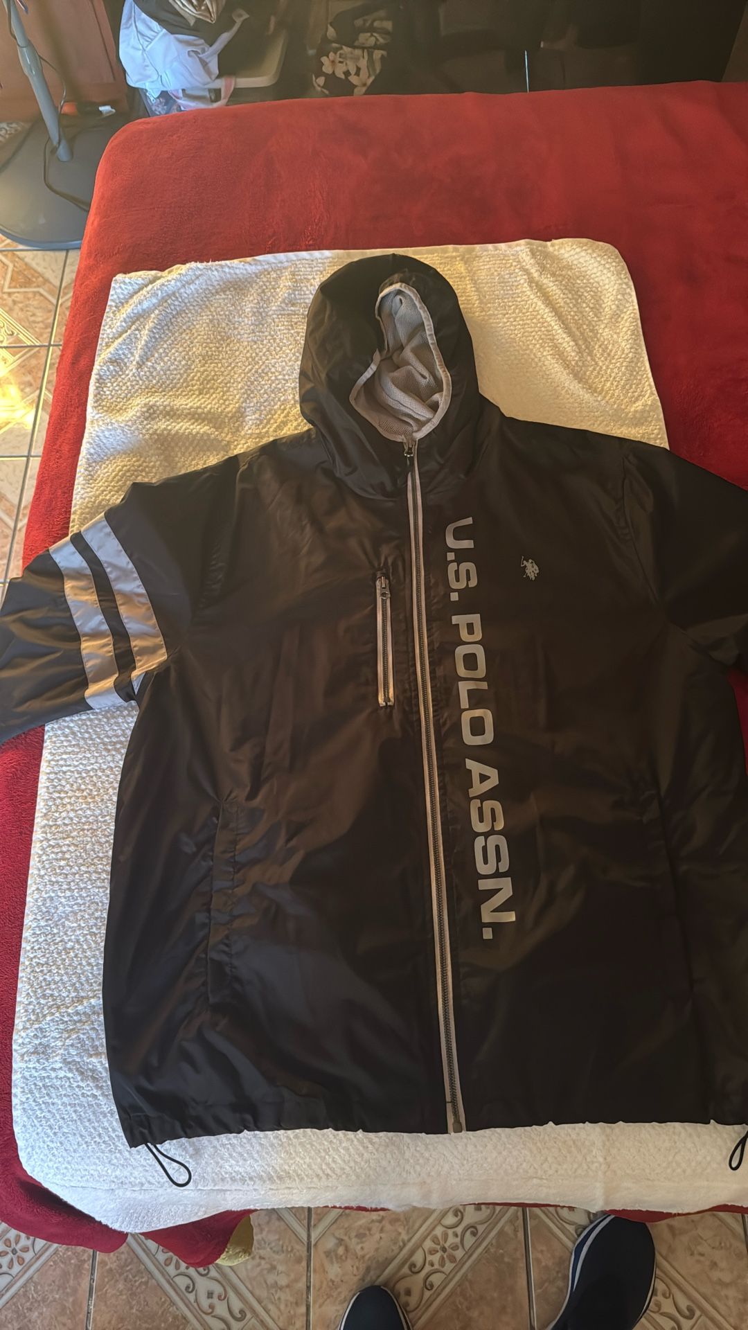 U S Polo Windbreaker XL