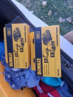 DEWALT  2 BATTERY AND CHARGER