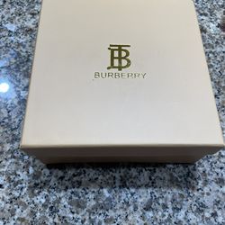 Burberry belt