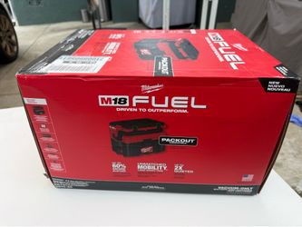 Milwaukee M18 Vacuum