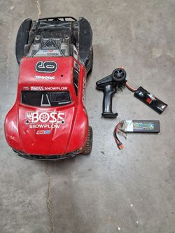 Traxxas Slash 2wd w/ Lipo & Nimh