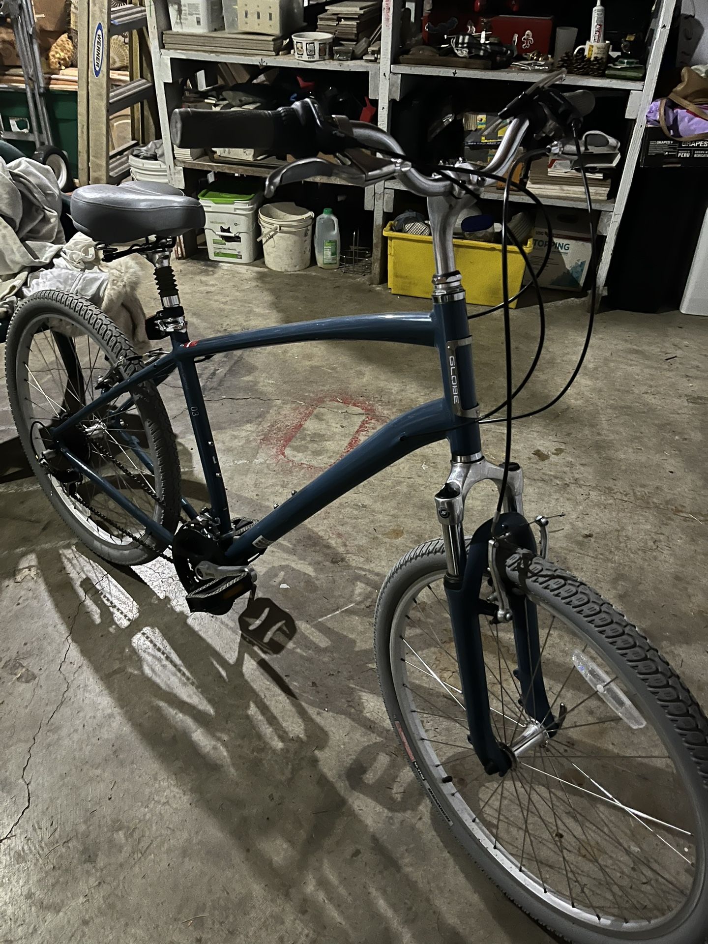 Globe (Specialized) Carmel 3