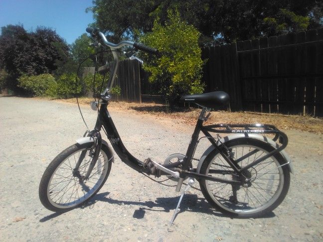 Schwin 7spd Fold Up Bicycle