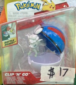Vulpix Clip ‘N’ Go Figure