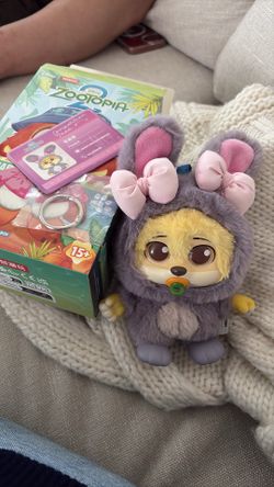 Disney Zootopia 2 Finnick Bag Charm