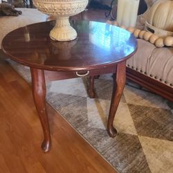 End Table.  My Vase& greenery Is Not For Sale