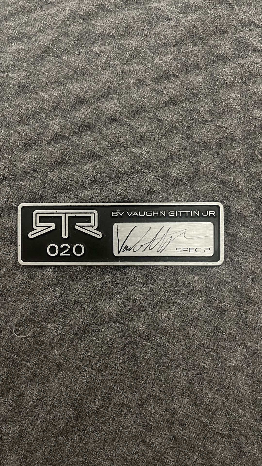 Dashboard emblem Mustang RTR SPEC 2