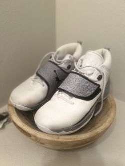 🔥Jordans Size 9 Only $10🔥