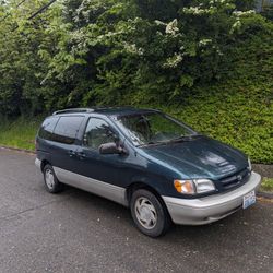 1998 Toyota Sienna