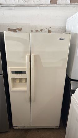 Whirlpool fridge 33 inches wide
