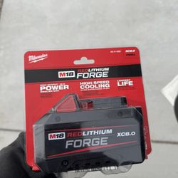 Milwaukee Forge Battery 