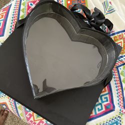 heart shaped rose container