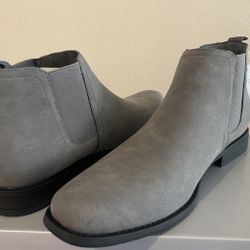 Perry Ellis Gray Chelsea Boots