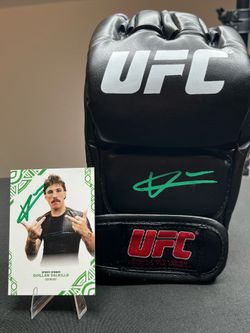 Quillan Salkilld Autograph/Signed Green Black UFC Glove Perth Australia W Card