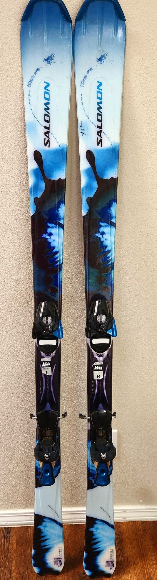 Salomon Woman's Skis Size 159cm