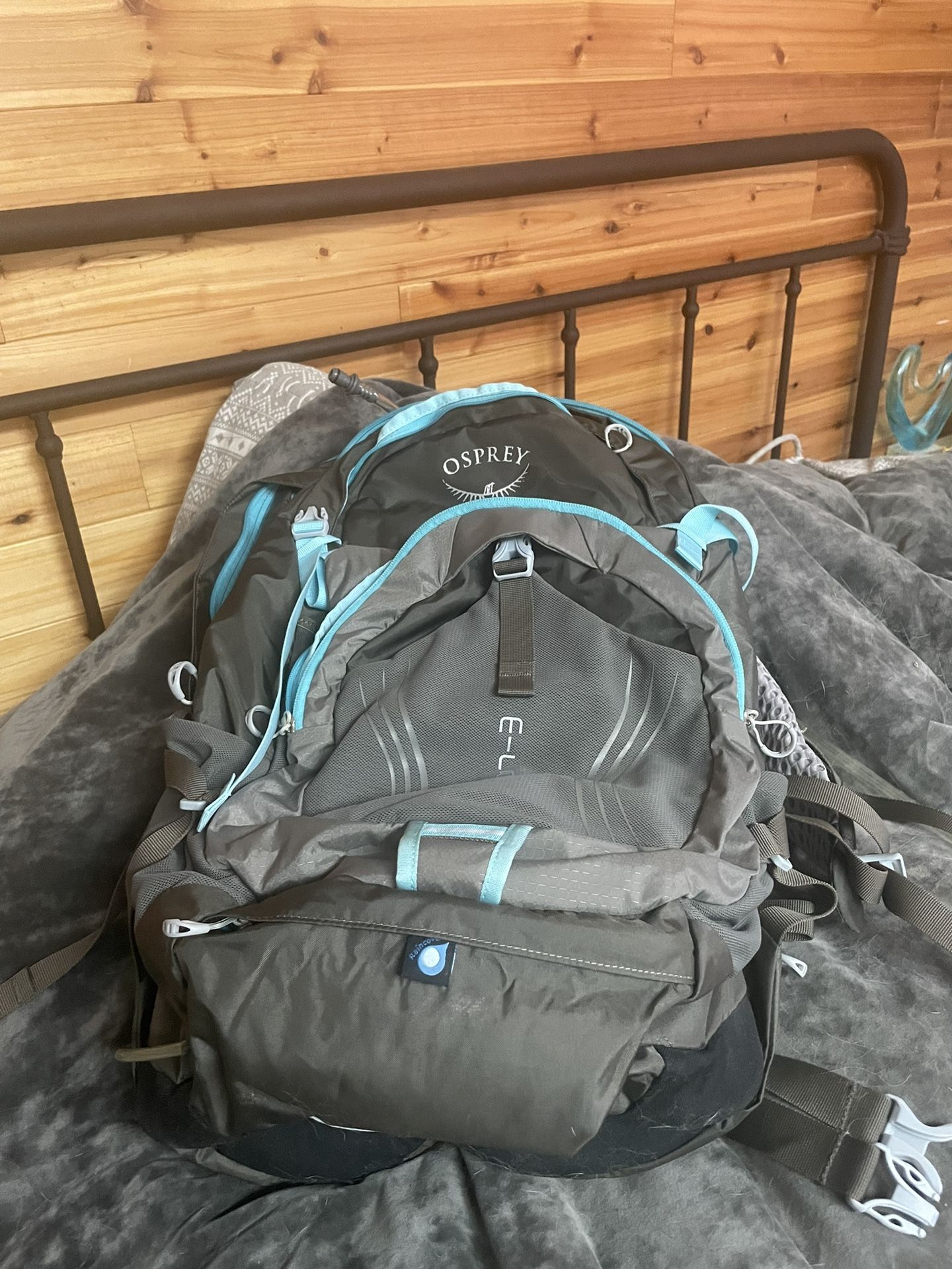 Osprey 34L Mira Backpacking Bag